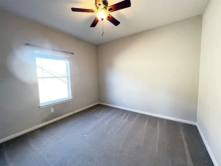 2443 Salorn Way — Photo 23