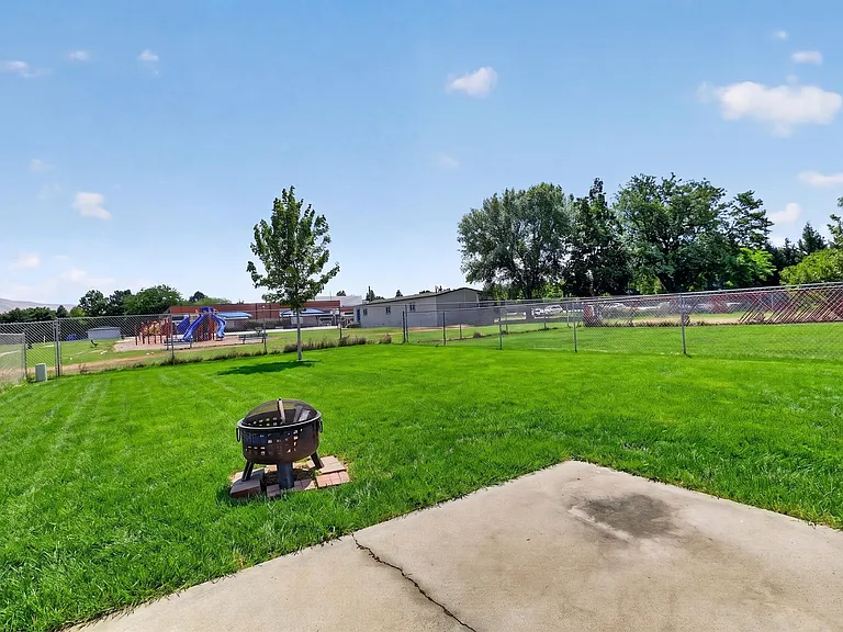 3650 S Law Ave — Photo 34