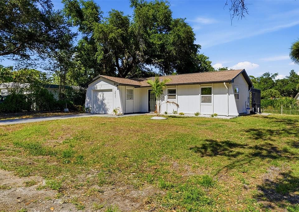 1st image of 2931 Arrowhead Rd