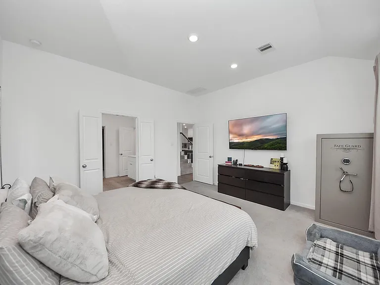 4946 Sky Bluff Dr — Photo 20