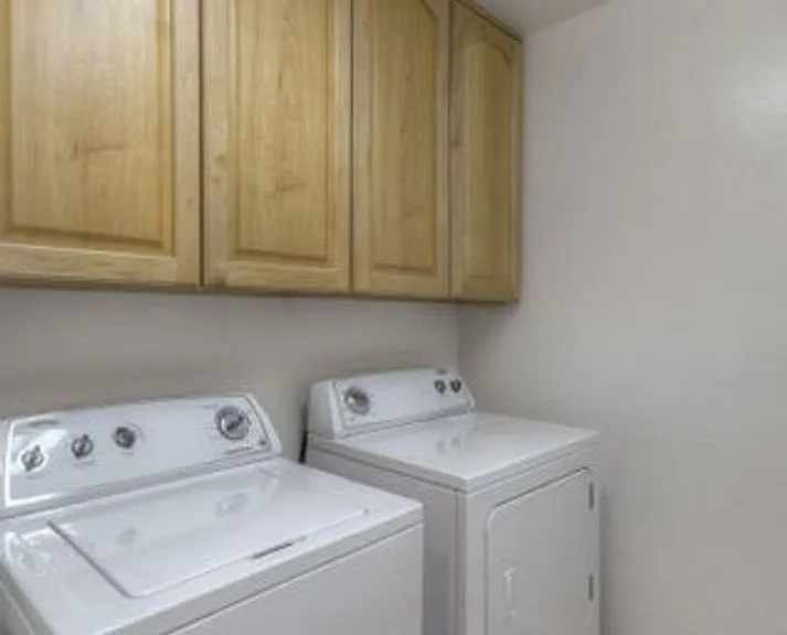 1690 W Bartlett Way — Photo 20