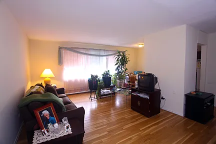 Washington Heights Apartments — Photo 2