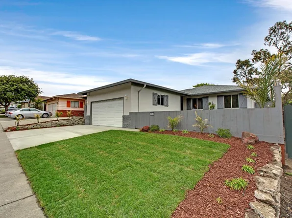 2860 Oakmont Dr, San Bruno, CA 94066