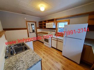 1 School St, Orono, ME 04473