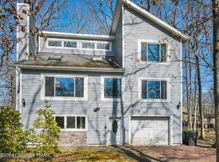 1194 Woodland Dr, East Stroudsburg, PA