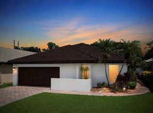 21392 Bridge View Dr, Boca Raton, FL 33428