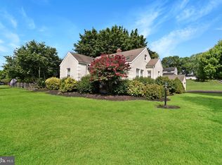 37 S Park Ave, Eagleville, PA 19403