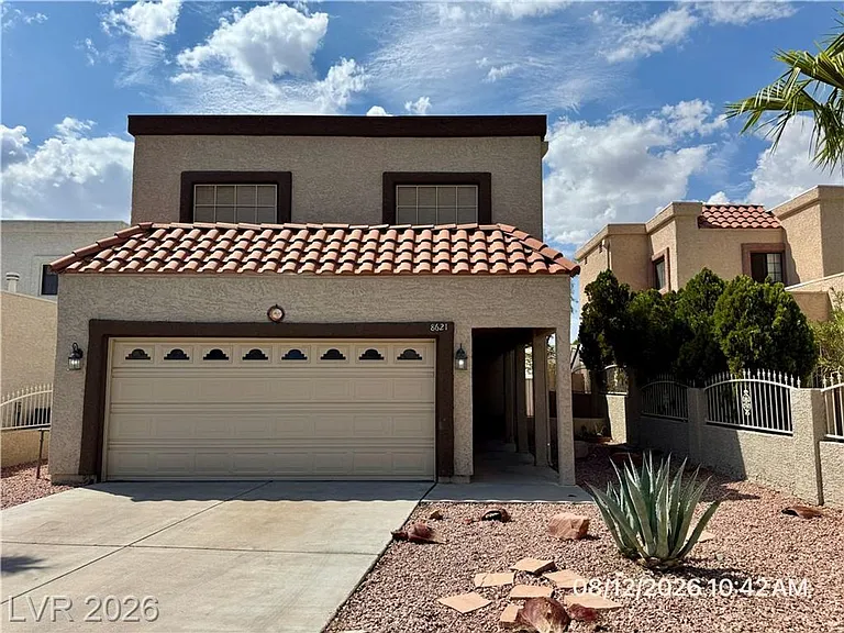 8621 Lyla Rae Cir — Photo 2