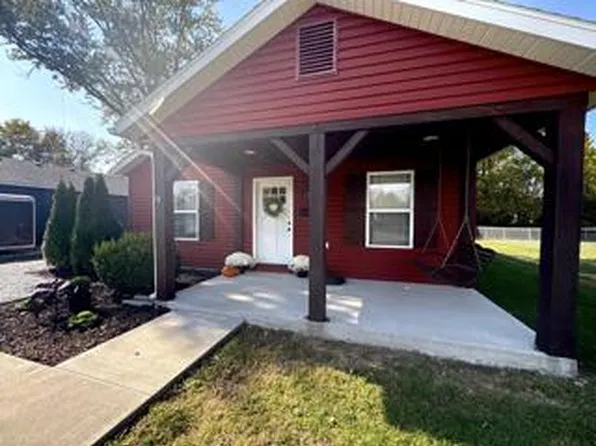 125 S Columbia St, Centralia, MO 65240