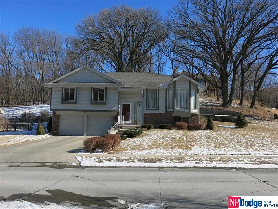 1st image of 105 W Martin Dr