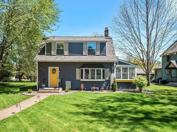 537 5th St N, Bayport, MN 55003