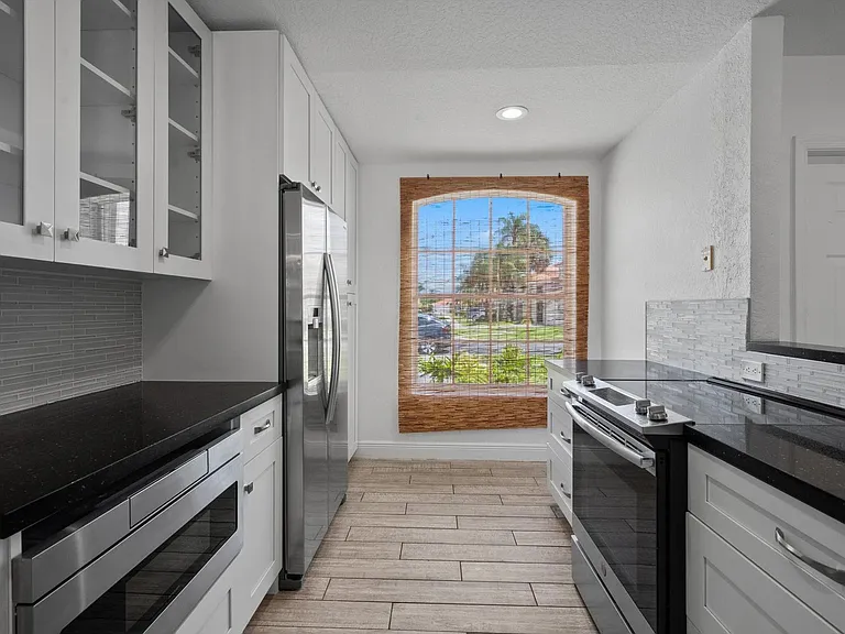 3800 Miramontes Cir — Photo 32