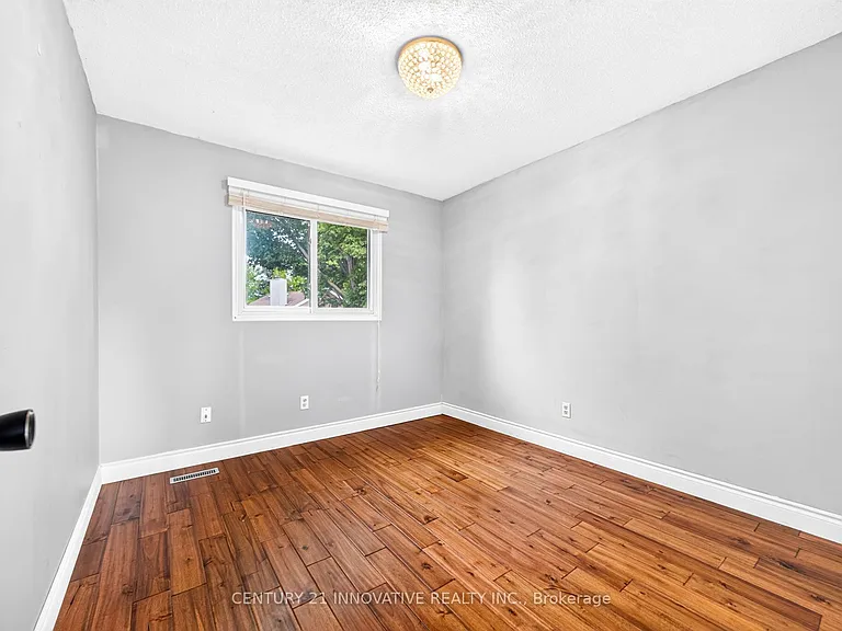154 Fanshawe Dr — Photo 21