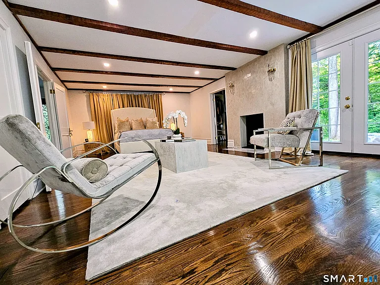 56 Clover Dr — Photo 13