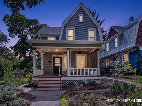 922 Virginia St SE, Grand Rapids, MI 49506