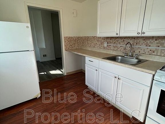 5th image of 203 Clifton Ave APT B2