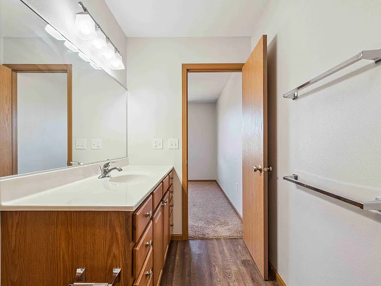 Westgate Residence Townhomes — Photo 18