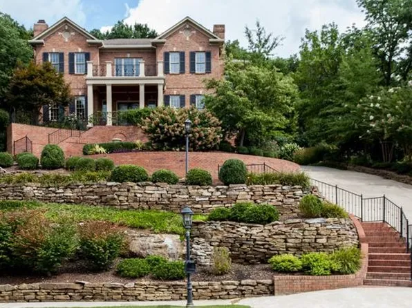 2721 Trevor Dr SE, Huntsville, AL 35802