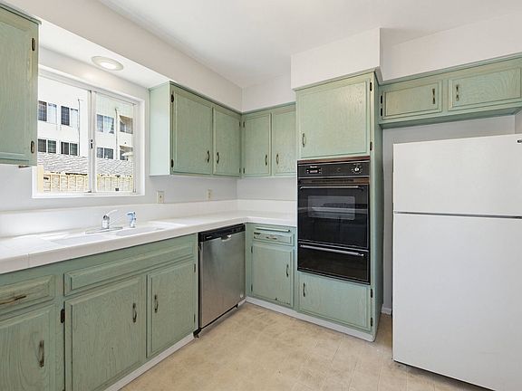 3rd image of 10620 Wilkins Ave #1