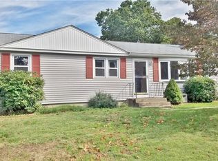 64 Hornet Rd, North Kingstown, RI 02852
