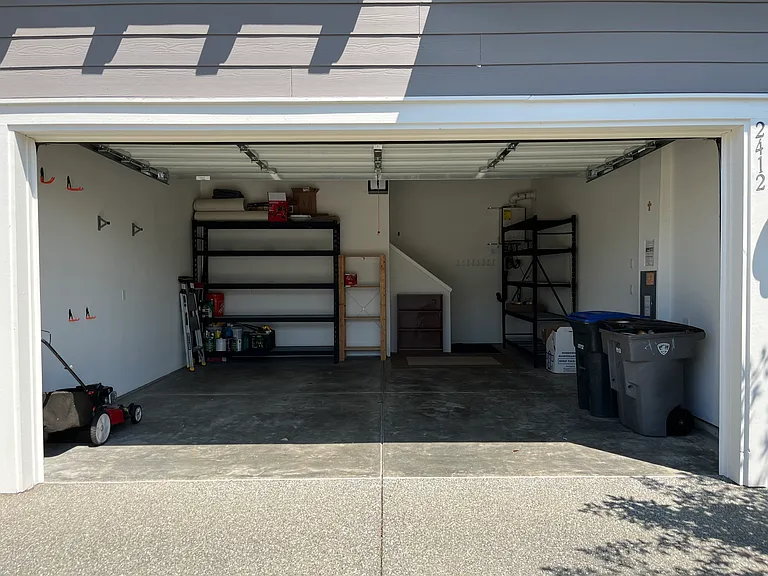 2412 NE Boulderstone Ct — Photo 23