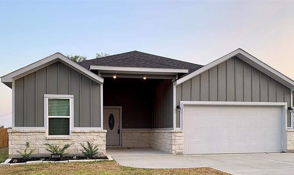 1st image of 38105 Quail Drive