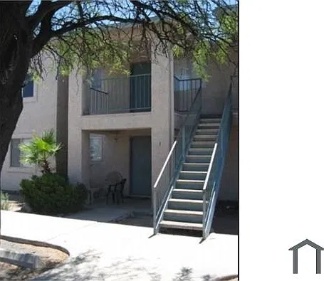 3 bed, 1050 sqft, $1,475 — Photo 2
