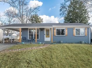 2858 Foxwood Dr, Maryland Heights, MO