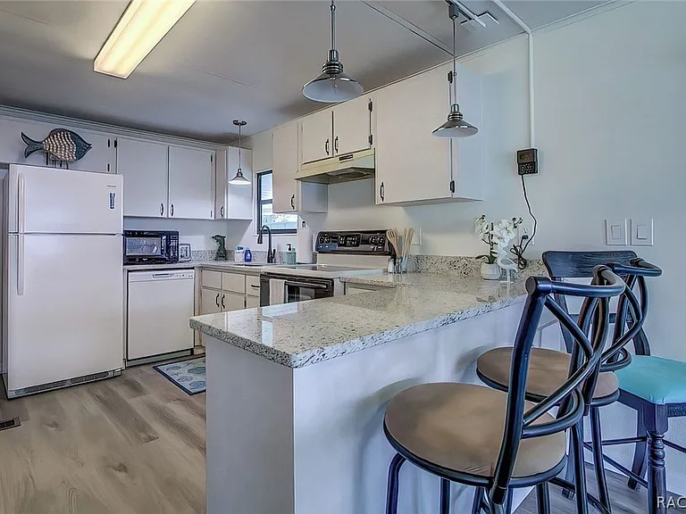 2686 N Comanche Point — Photo 5