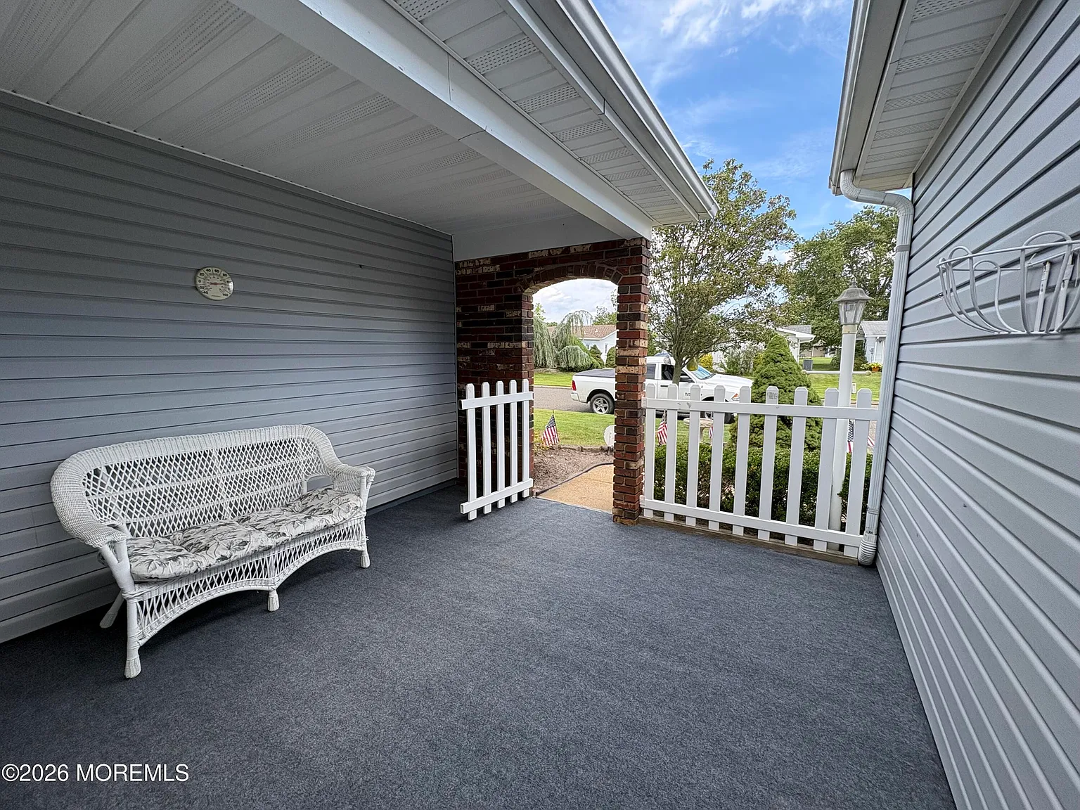 2 bed, 1370 sqft, $2,400 — Photo 4