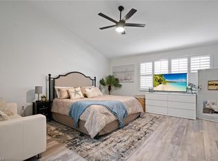 860 Meadowland Dr #4-11, Naples, FL 34108