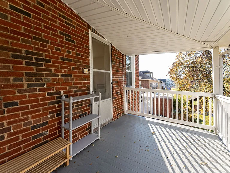 313 Frederick St — Photo 26