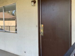 130 E 10th St APT H, Hanford, CA