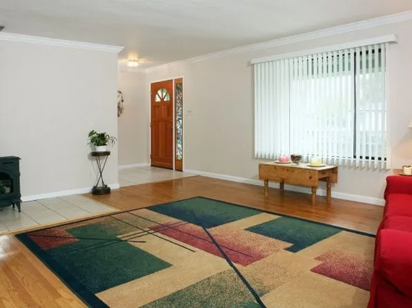 402 Adrian Way, San Rafael, CA 94903