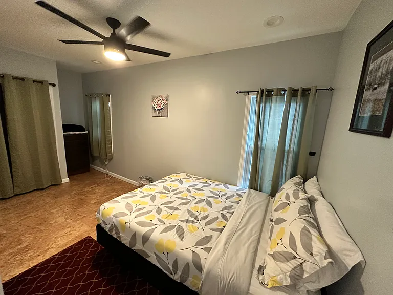 104 Howell St #1 — Photo 10