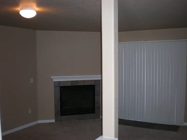 1730 S Helena St — Photo 3