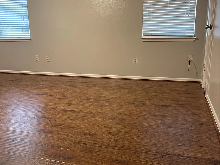9219 Carousel Ln — Photo 16