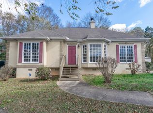 85 Sunny Ln, Commerce, GA 30529