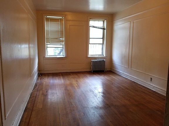 4th image of 2345 Ocean Ave #2N