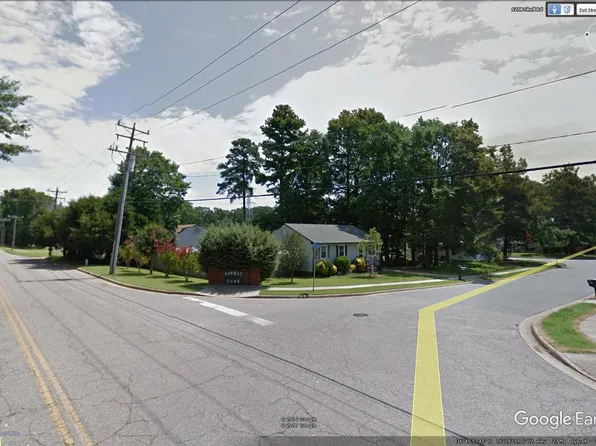 1552 Forest Cove Dr, Chesapeake, VA 23323