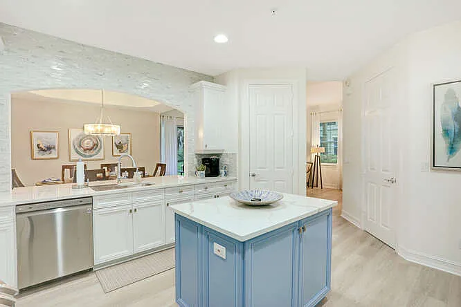 2847 Tiburon Blvd E #101-1 — Photo 44