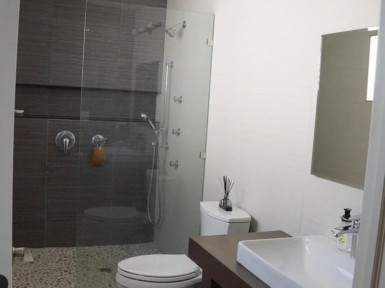 235 W Norwell Ln — Photo 23