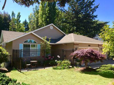 944 NE Meadow Dr, Portland, OR, 97211