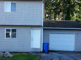 1201 NW Elwha St, Oak Harbor, WA 98277