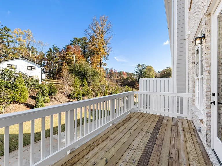 2035 Parkside Ln — Photo 21