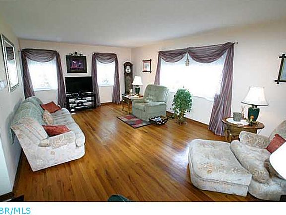 2nd image of 426 S Otterbein Ave
