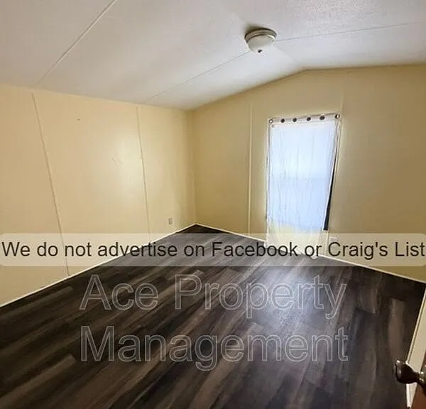 7136 Lee Ave — Photo 8