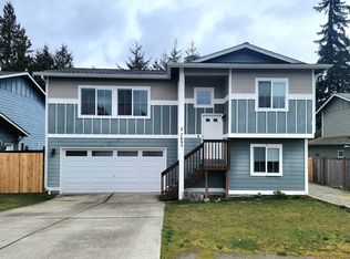 7695 Kildare Loop NW, Silverdale, WA 98383