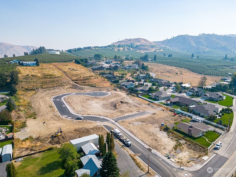 5th image of 125 Freedom Hills