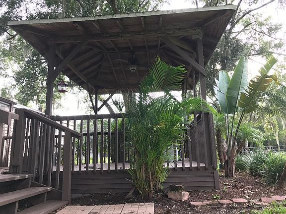 2nd image of 17747 Dogwood Dr